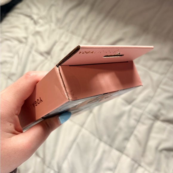 Yogalicious Latex-Free Loop Resistance Bands Exercise Set - Picture 4 of 5